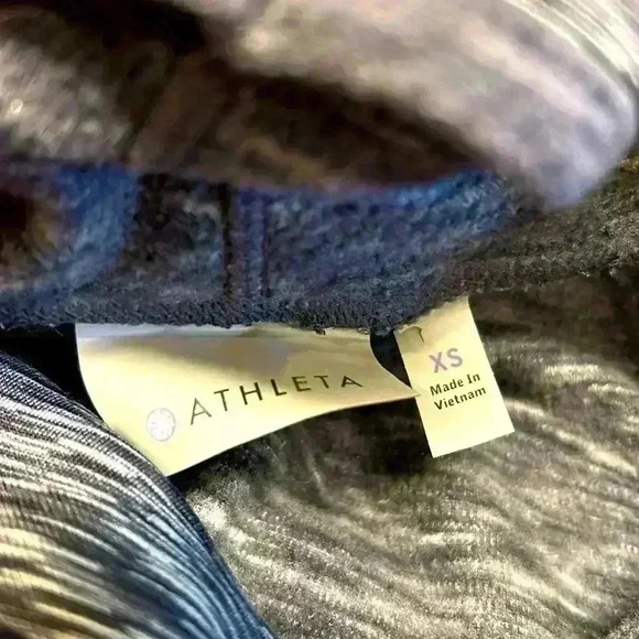 Athleta Long Sleeve Fleece Turtleneck Sweater Cowl Neck Women's XS Run Walk - Picture 6 of 9